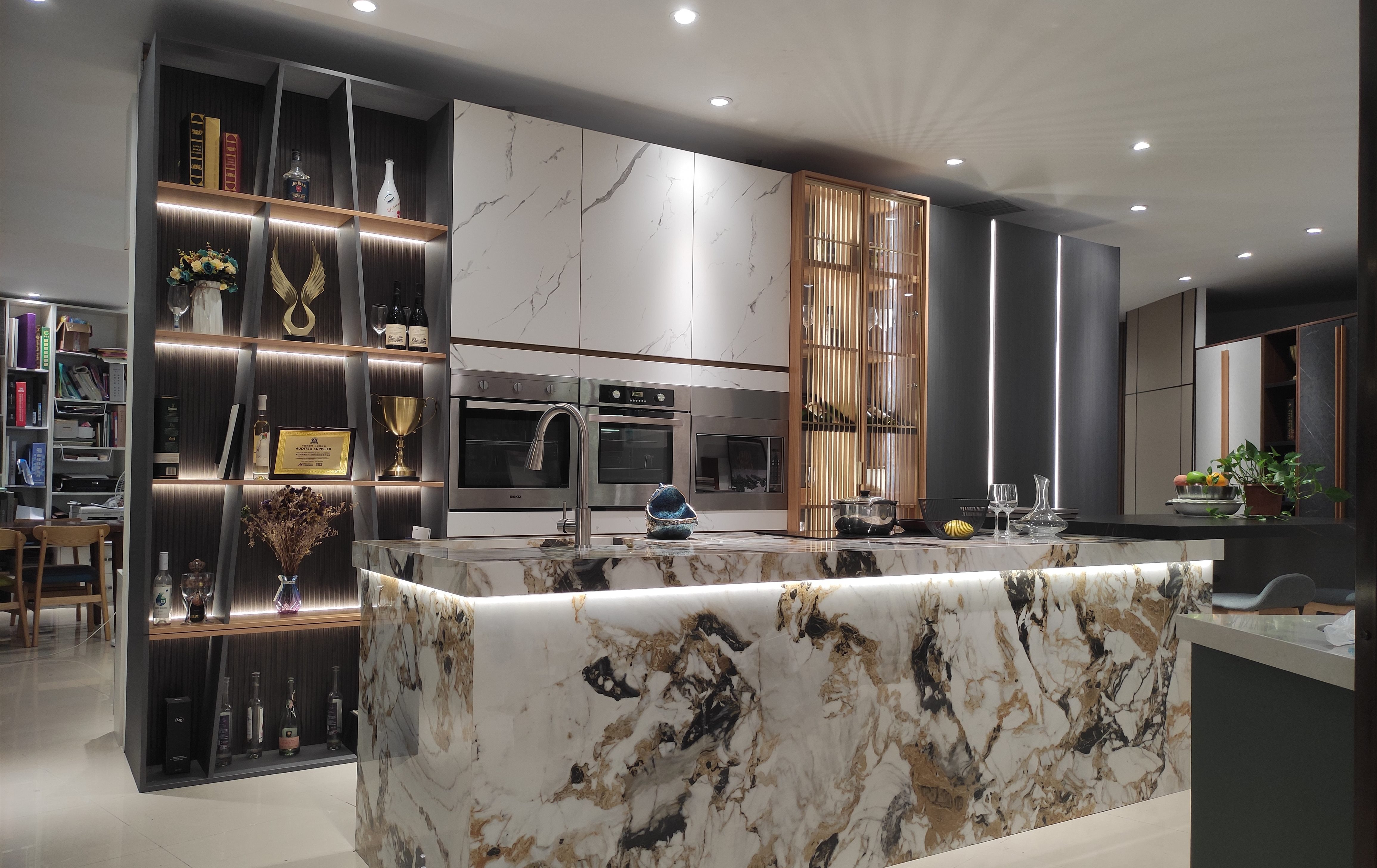 Modern design sintered stone with island kitchen cabinet