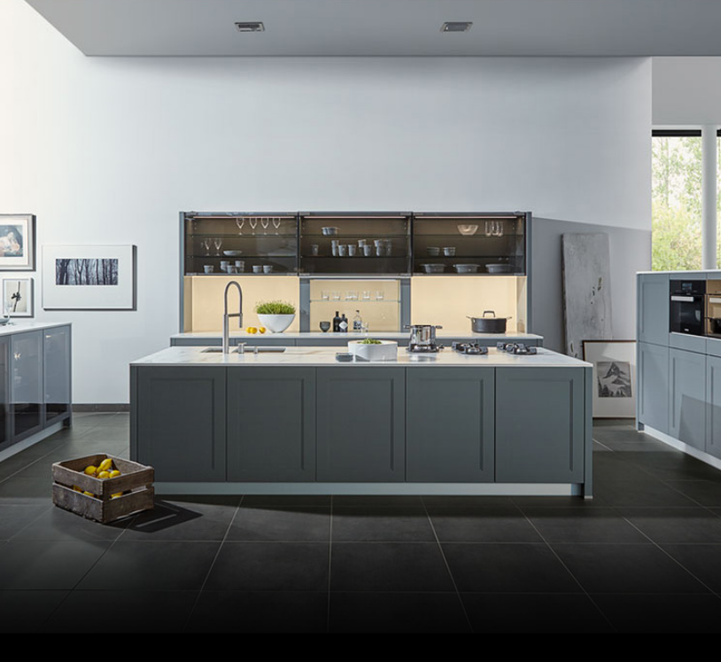 Ex factory price solid  wood lacquer panel  kitchen cabinet customize full set kitchen cabinets